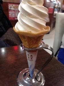 ホリーズカフェ 大阪駅前第3ビル店