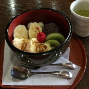 茶亭 萬屋