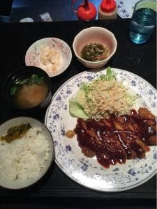 ティーラウンジ・ロイヤル