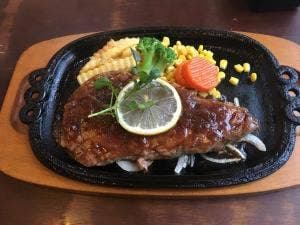 レストラン サンヒルズ