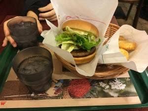 モスバーガー 新潟駅店