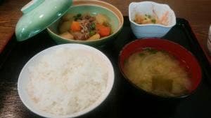 居酒屋よっとっとー
