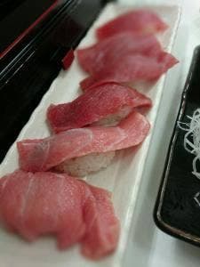 魚庭の立ち寿司