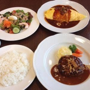 ロイヤルホスト 蒲生店