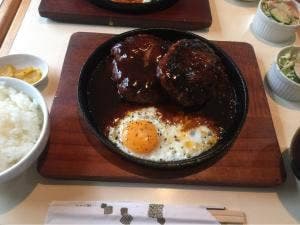 カフェ ラ・ルーン・ド・エスト