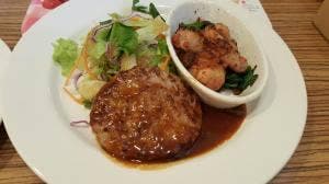 Cafe レストラン ガスト 古渡町店