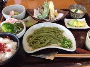 レストラン 風の丘