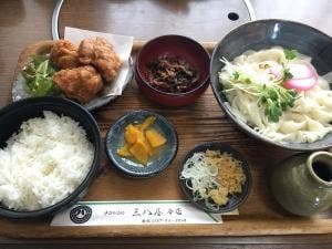 三八屋本店