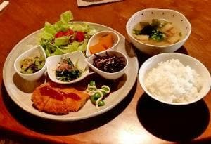 青い屋根