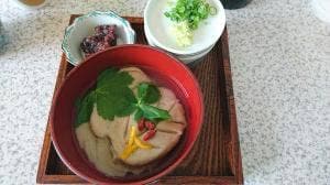Re休