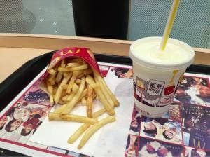 マクドナルド イオンモールナゴヤドーム前店