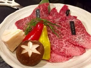 牛進