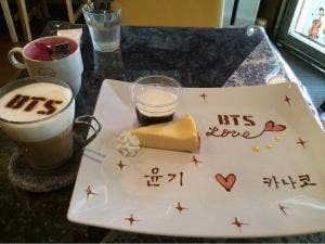 K-POP CAFE COLORS