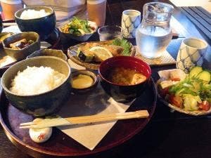 ギャラリー&茶せんラテの店 玄保庵