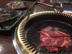 炭火焼肉 黒べこ