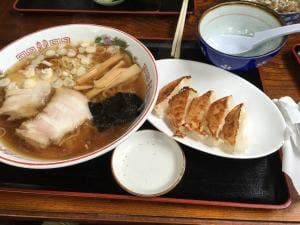 崖淵 鉄火めん