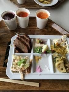 カフェテリア サンダンス