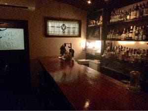 Bar rambling boy