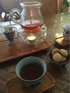 茶房 華