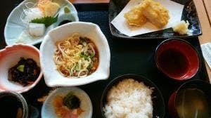 さんぞくや 姪浜店