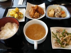 ごはん処 おっと