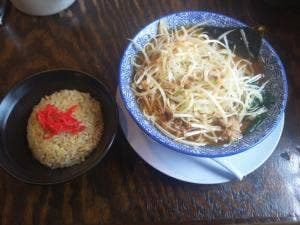 中華そば 満月 豊栄店
