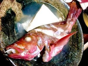 仲泊海産物料理店