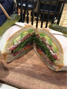 STORY CAFE 有隣堂 ららぽーと湘南平塚店