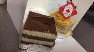 バンフの森 長住店