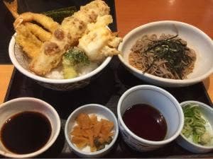 和食さと 豊川御油店