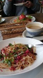 Café & marché Hattando