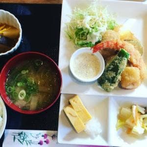 いいあす