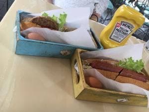 カフェレストラン コルマール