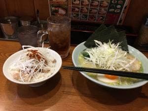 横浜ラーメン 一八家