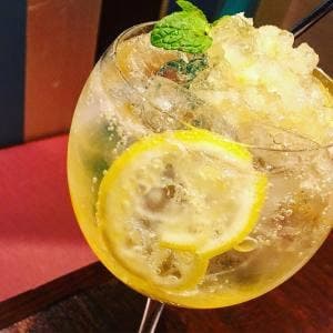 カフェトロワ