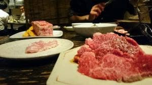 はやしやホルモン館