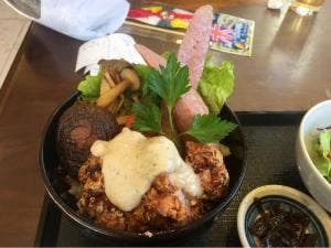 ファーマーズキッチン 淡路ファームパーク イングランドの丘