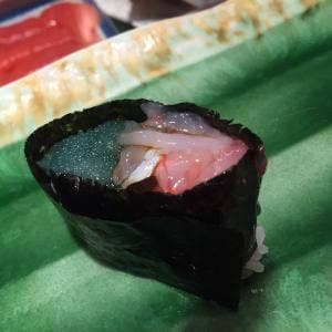 鮨処よしおか