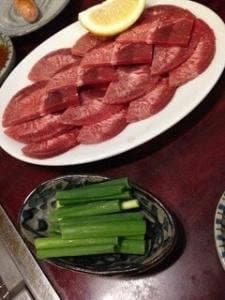 焼肉 与志多