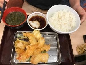 天丼・天ぷら本舗 さん天 枚方高野道店