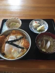 まかないや