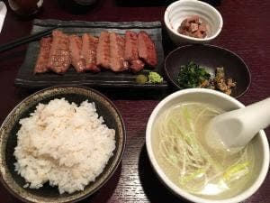 牛たん炭火焼 仁 盛岡分店