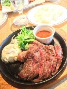 窯焼ピッツァ&肉バル ビステッカ