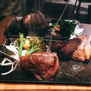 市場の食卓 ブッチャーズ