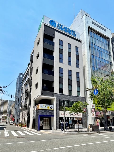SALON&BAR  R