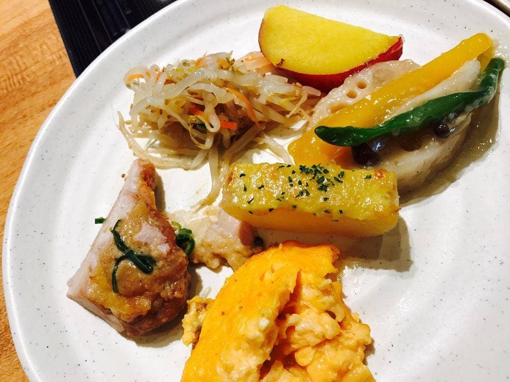 旬菜料理としゃぶしゃぶ食べ放題 露菴 福山松永店