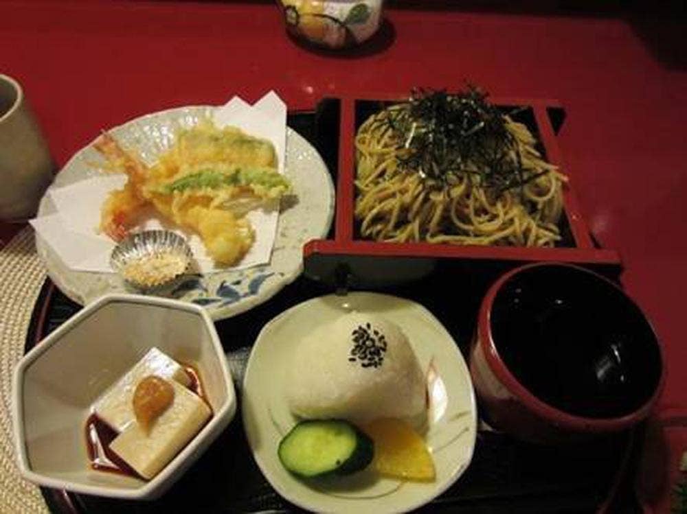 たしろ