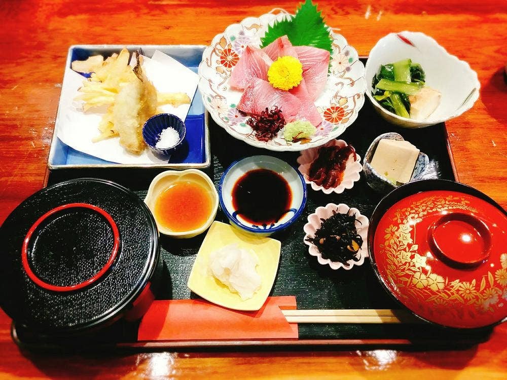 旬割鮮 地鶏料理 天