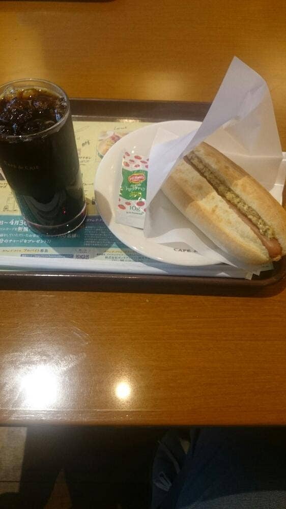 カフェ・ド・クリエ 馬車道店