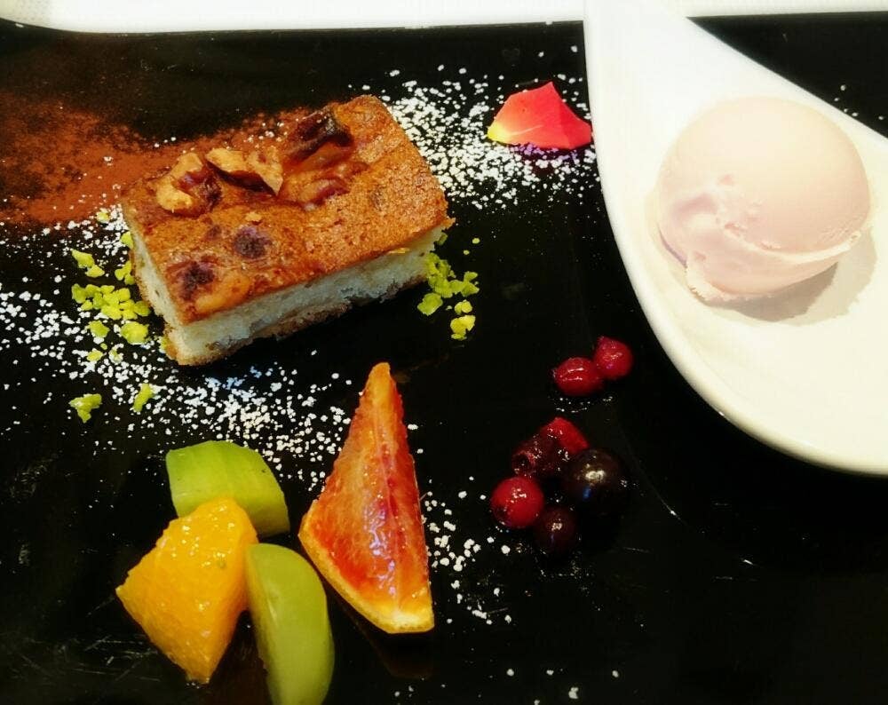 ビストロ ヒマル